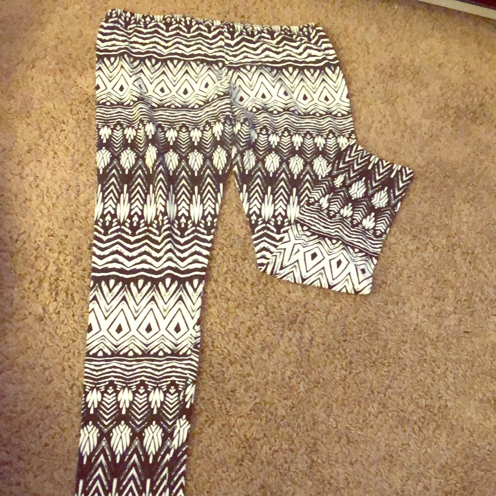 Black and White Leggings